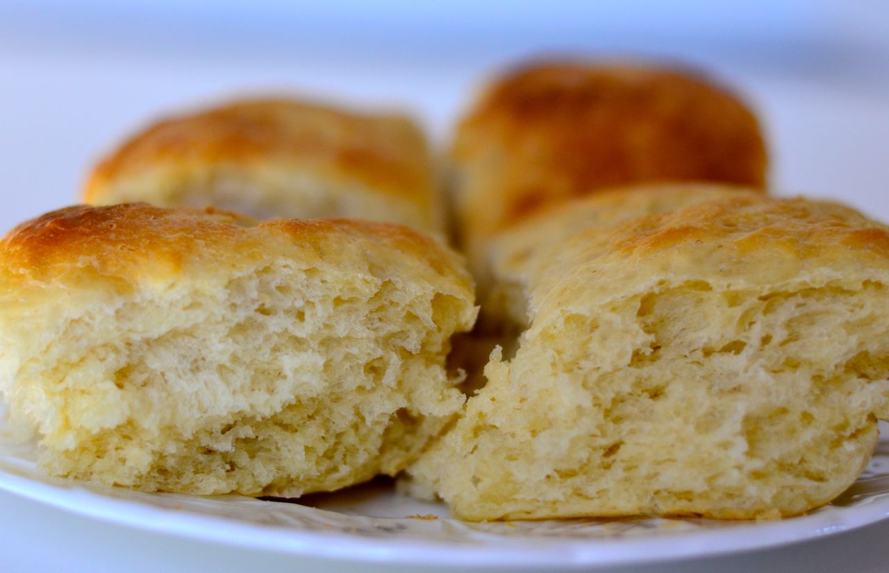 Amish Dinner Rolls